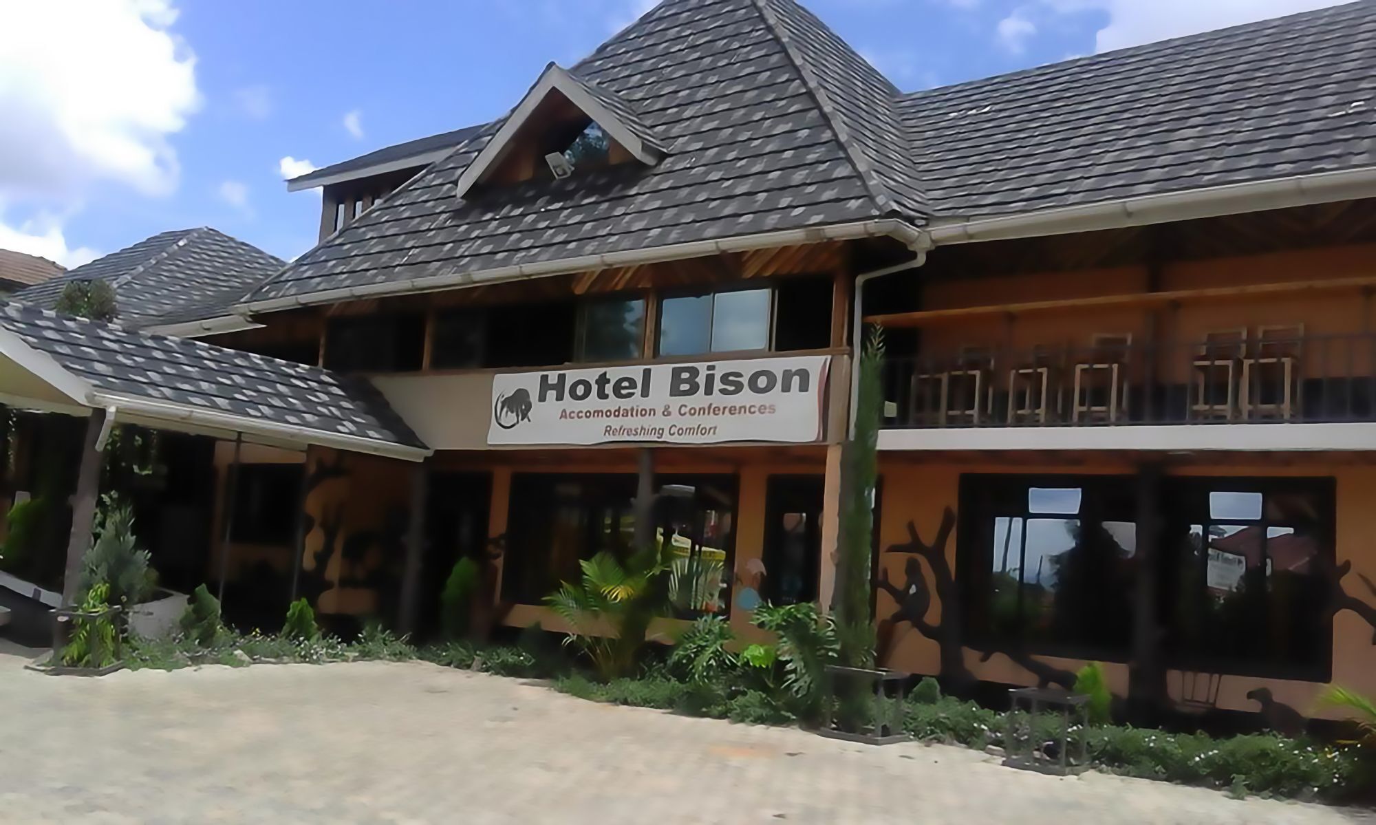 Bison Hotel Накуру Екстериор снимка